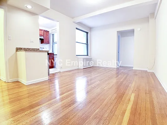 Rented by NYC Empire Realty Inc | media 48