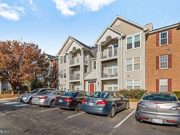 3rd image of 2452 Apple Blossom Ln APT 103