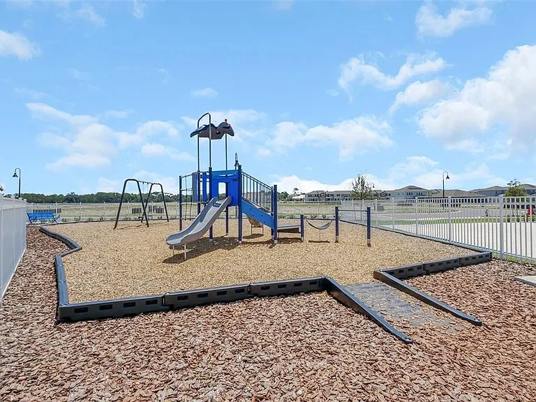 5768 Stephens Rd — Photo 44