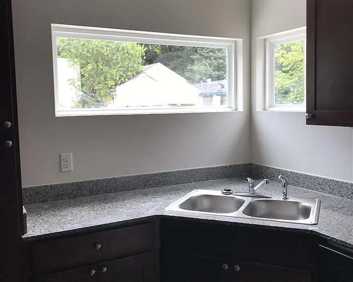 507 Roselawn Ave #507 — Photo 3