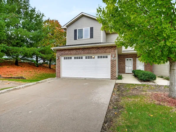 8302 Wilden Dr, Urbandale, IA 50322