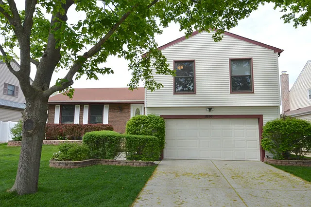 1010 Knollwood Dr photo 1