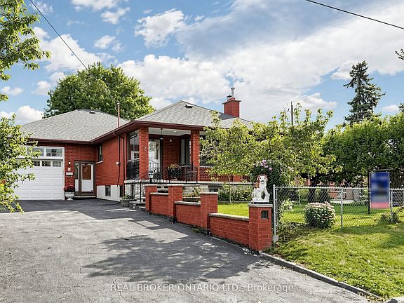 2nd image of 2 Dorking Cres