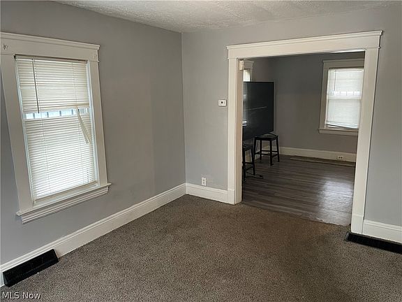 3rd image of 3486 E 105th St