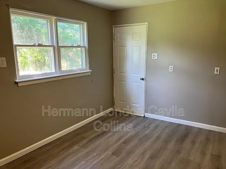 9859 Vickie Pl — Photo 11