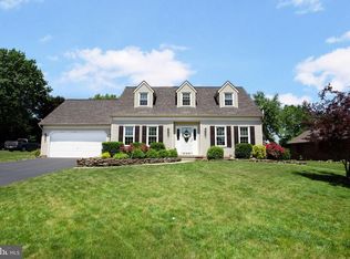 207 Glenview Rd, Spring Grove, PA 17362