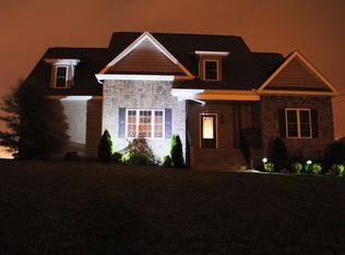 949 Walkers Bend Rd, Johnson City, TN 37615