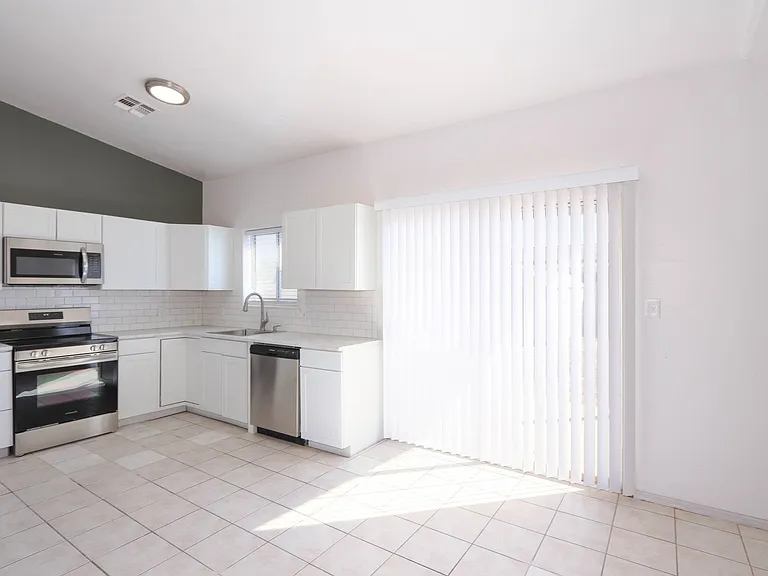 9399 W Tinajas Dr — Photo 11
