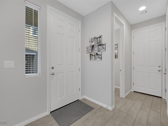 5th image of 773 Aurora Vale Pl