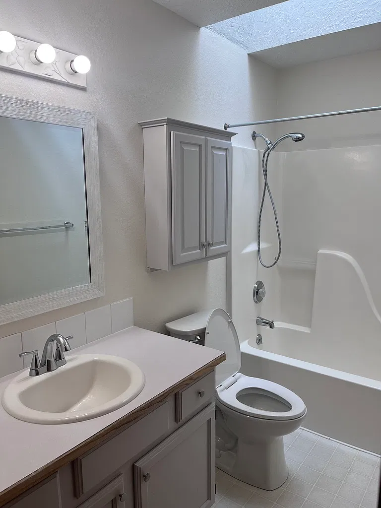 2 bed, 1200 sqft, $1,750 — Photo 3