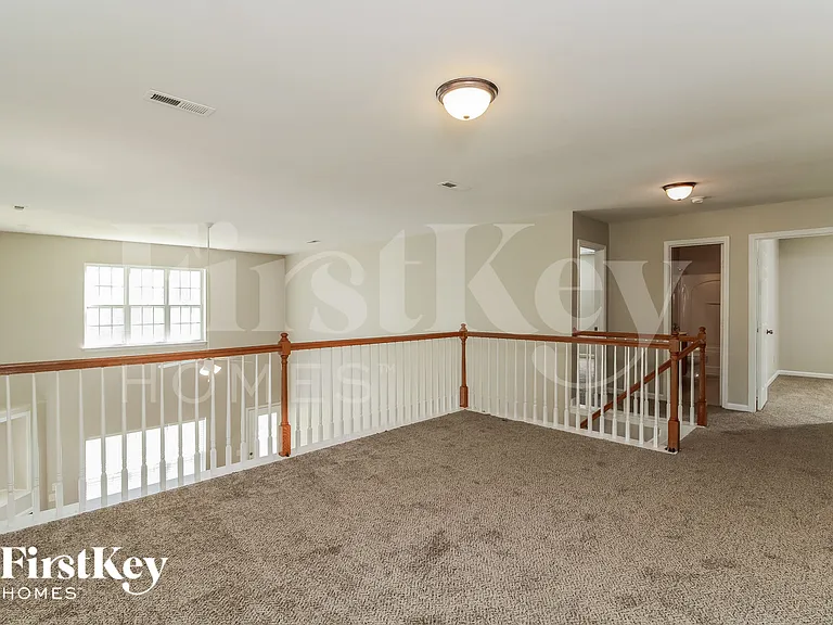 1003 Ronald Rd — Photo 8