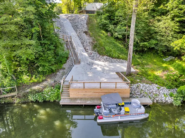 656 Jefferson Vly, Coatesville, IN 46121