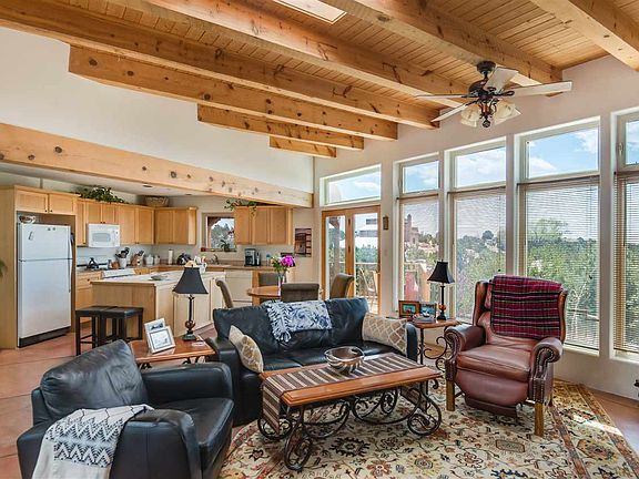 2nd image of 810 Camino Don Emilio