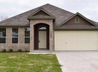 812 Heritage Dr, Navasota, TX 77868