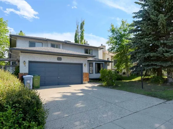 84 N Shannon Way SW, Calgary, AB T2Y 2A8