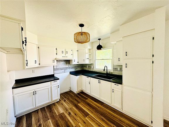 4th image of 9253 E Edmunds Ave