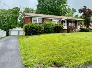 703 N Augusta Ave, Covington, VA 24426