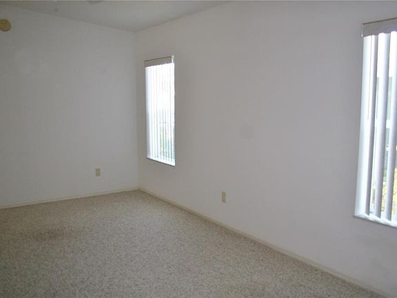 5th image of 4401 SE Heartwood Trl