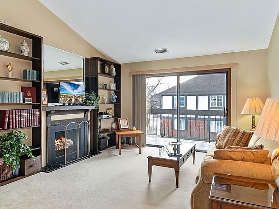 2nd image of 211 Stanhope Dr Unit C