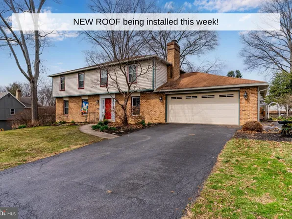 503 Kentwood Dr, Mechanicsburg, PA 17050