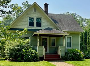 312 S 22nd St, Chesterton, IN 46304
