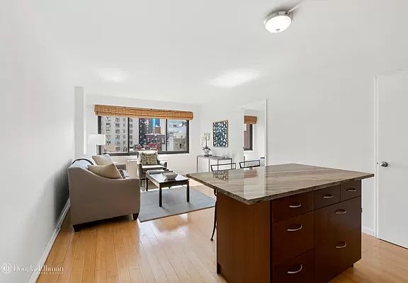 2nd image of 201 W 21st St APT 8J