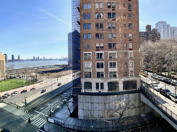 5th image of 45 Tudor City Pl APT 420
