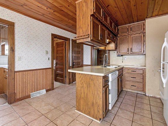 3rd image of 15550 County Road 20