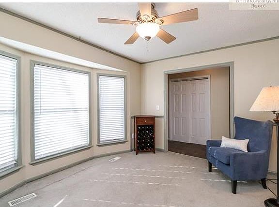 Dining Room Just Off the Entry