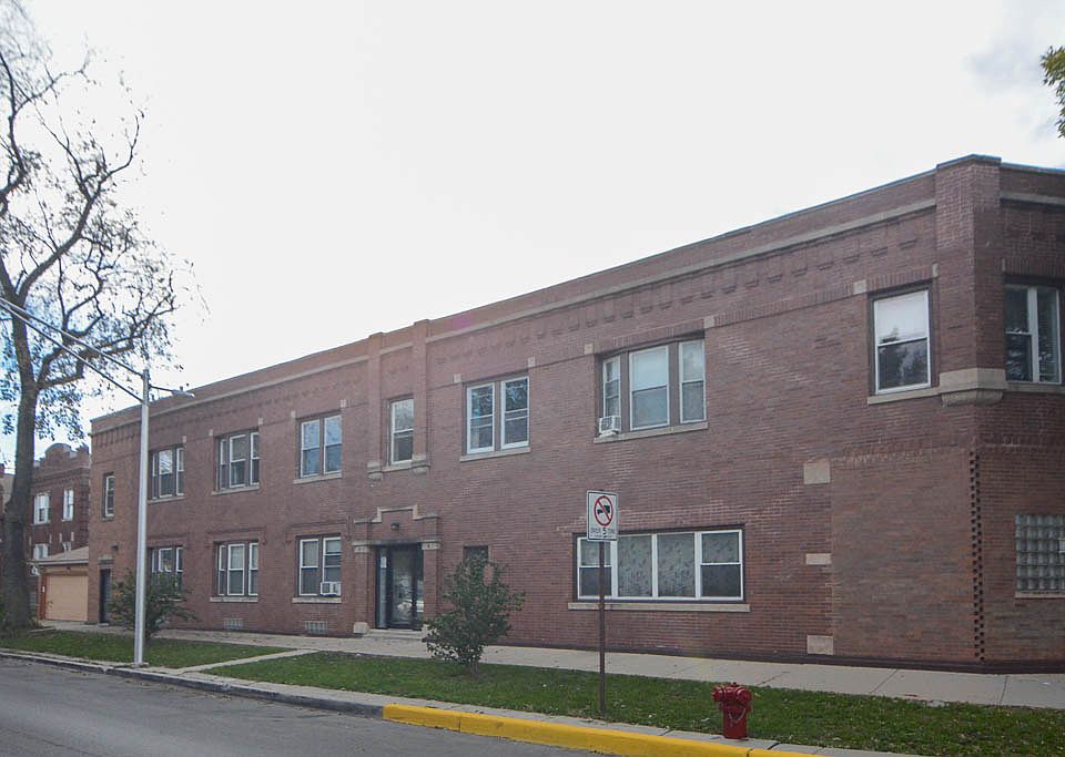1st image of 2552 N Kildare Ave #S2