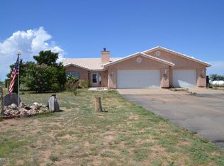 167 E Lehigh St, Pearce, AZ 85625