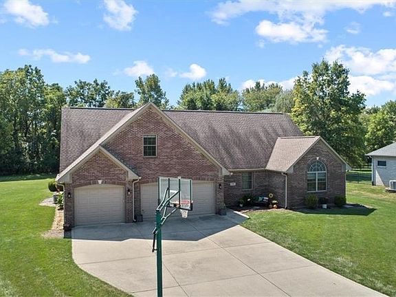 3rd image of 6445 Canak Dr