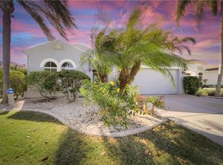 1048 Regal Manor Way, Sun City Center, FL 33573