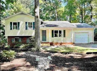 216 Trillingham Ln, Cary, NC 27513