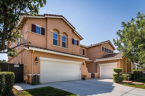1st image of 200 Vista Cove Cir