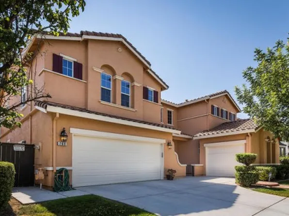 200 Vista Cove Cir, Sacramento, CA 95835