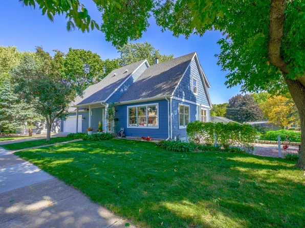 201 Greeley St N, Stillwater, MN 55082