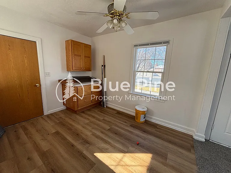 309 S Milton Ave — Photo 3