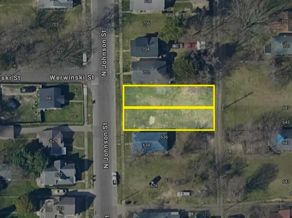 636 Johnson St, South Bend, IN 46628