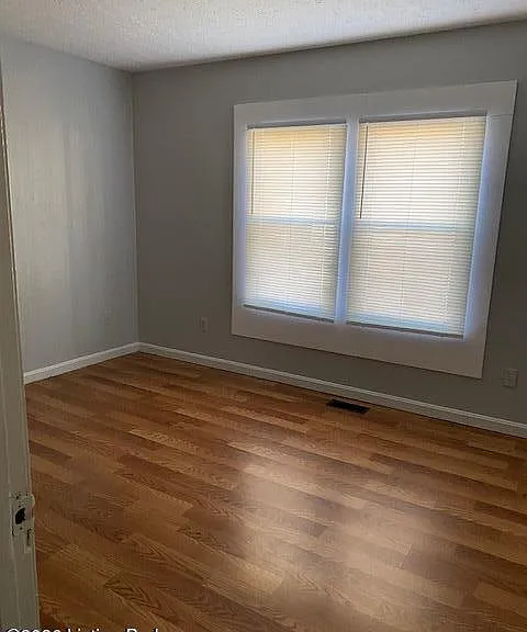 1780 W Hill St — Photo 5