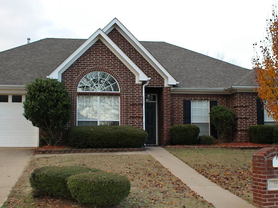 1st image of 7507 Palisades Dr