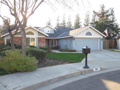 367 E Heron Ct, Fresno, CA, 93730
