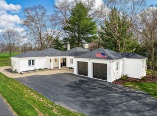 328 Fairway Cir, Columbus, OH