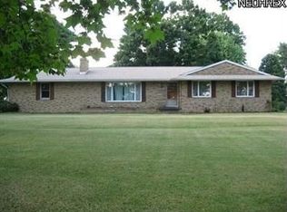 15227 E Old Lincoln Way, Dalton, OH 44618