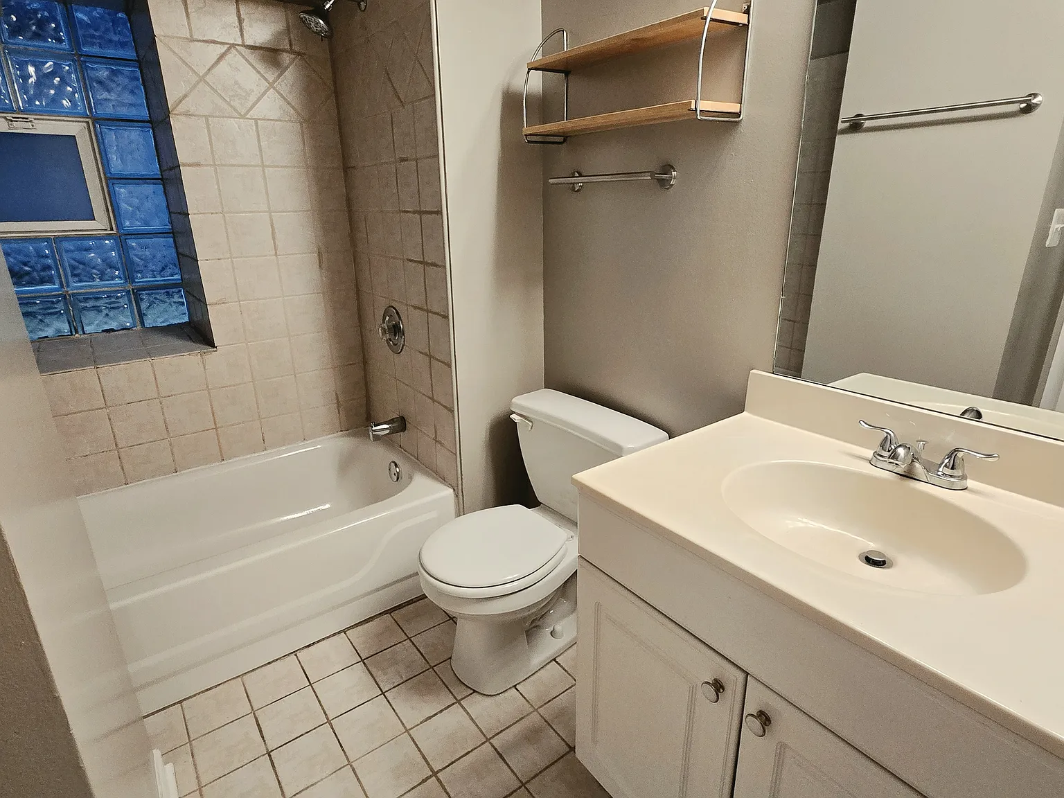 2 bed, $2,250 — Photo 1