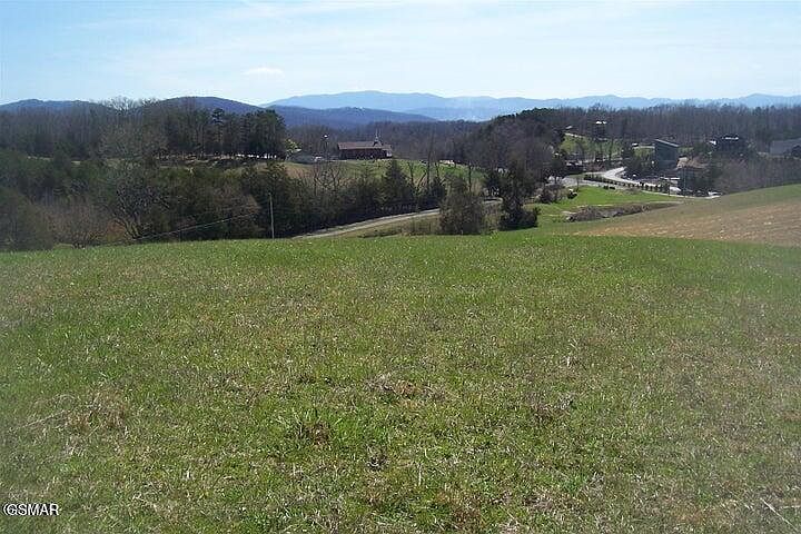 1st image of 3 Flat Creek Rd