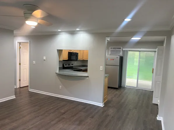 96 Village Ct #98-1, Ortonville, MI 48462