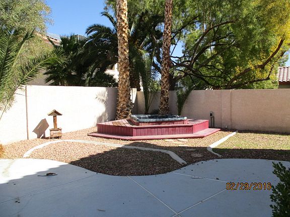 3rd image of 7504 Heather Knoll Cir