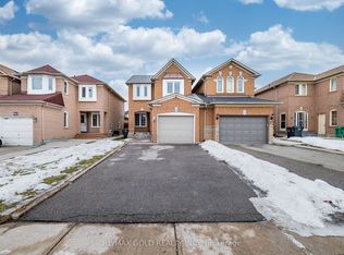 33 Fiddleneck Cres, Brampton, ON L6R 1R2