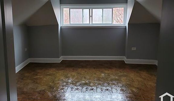 5th image of 6800 S Rockwell St #2F
